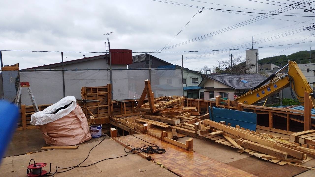 https://maruei-kaitai.com