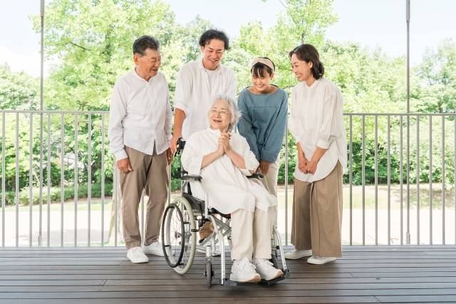 https://maruei-kaitai.com