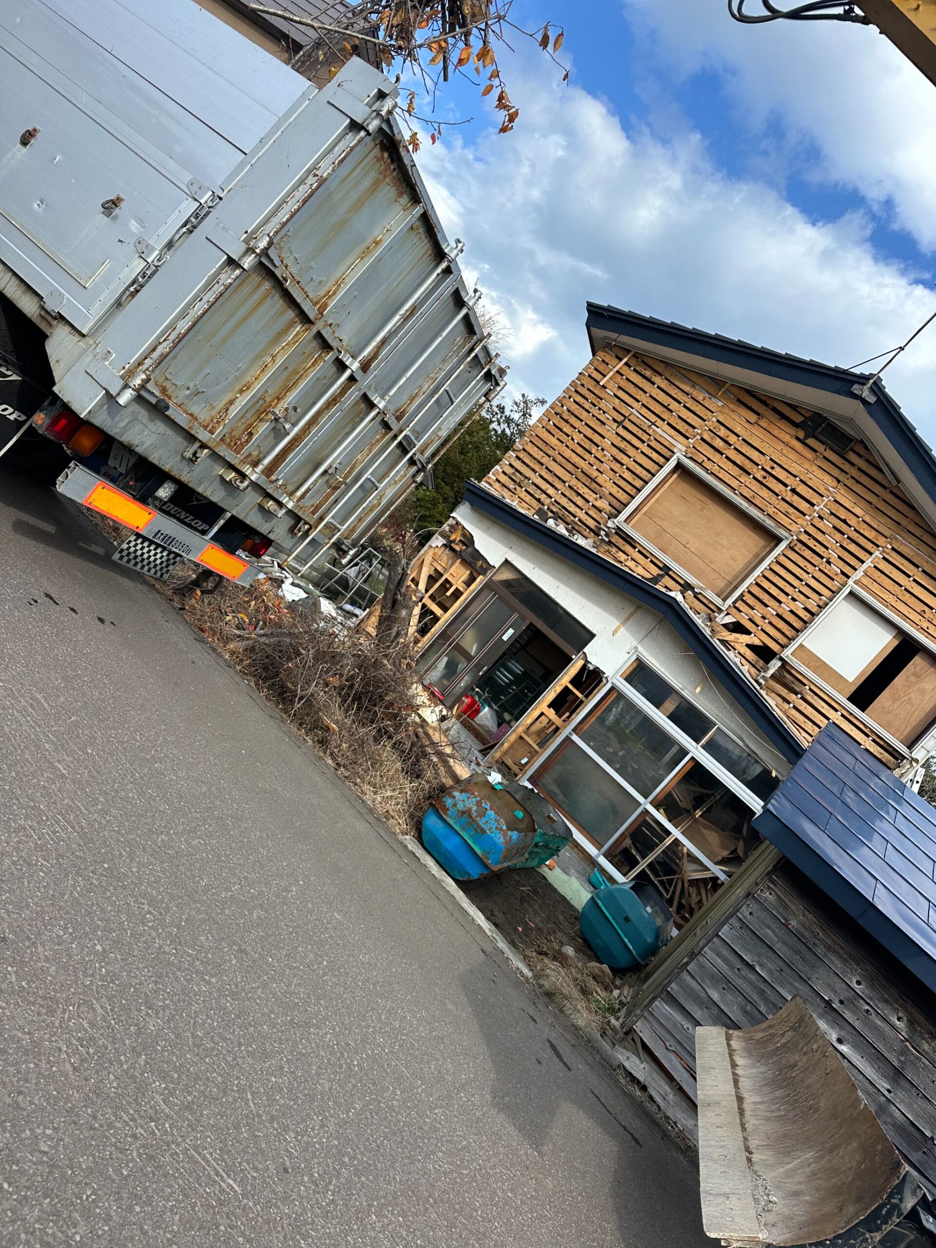 https://maruei-kaitai.com