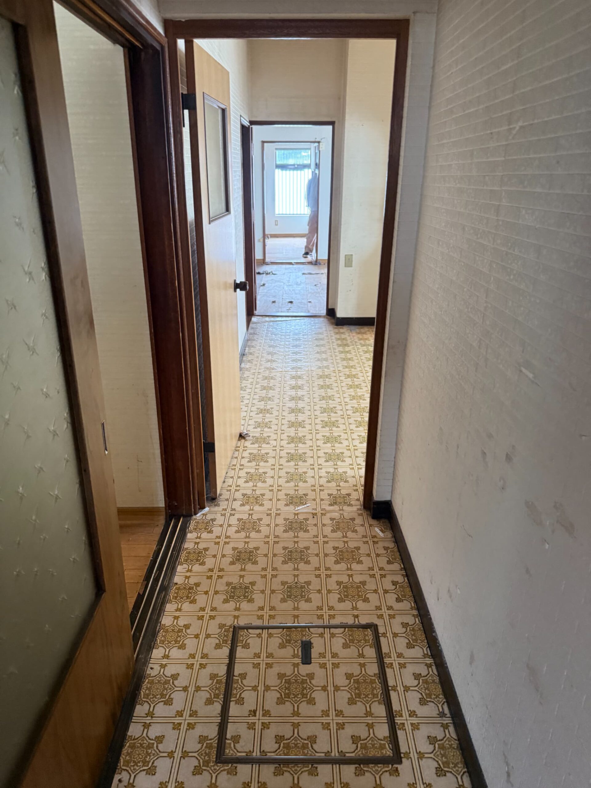 https://maruei-kaitai.com
